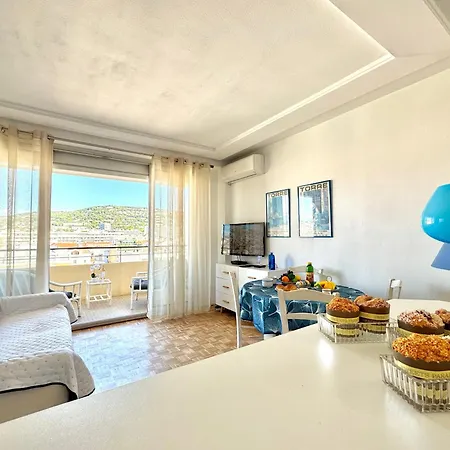 Appartement Ibis 5380 Cannes