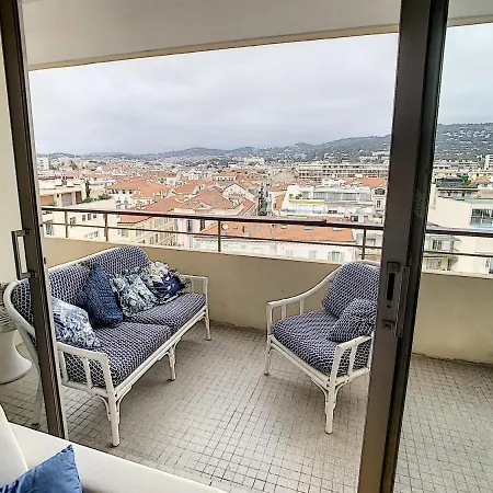 Ibis 5380 Apartment *