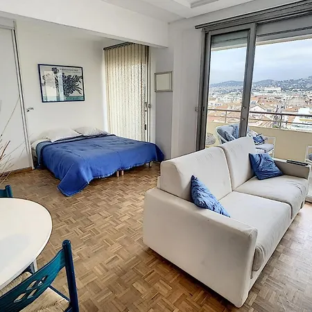 Ibis 5380 * Cannes