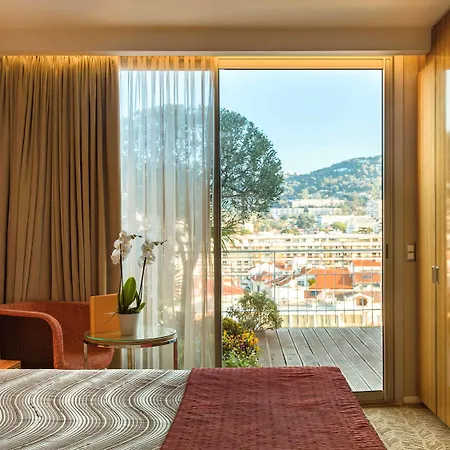Ibis 5380 Cannes