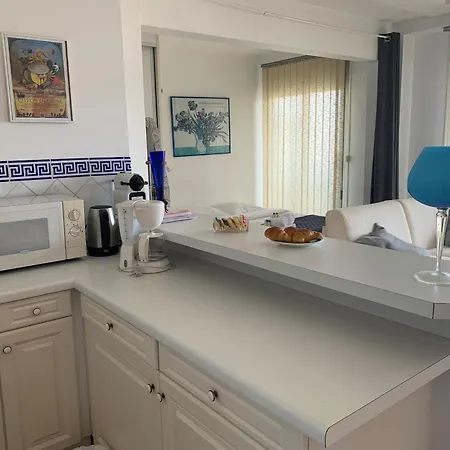 Ibis 5380 Apartment